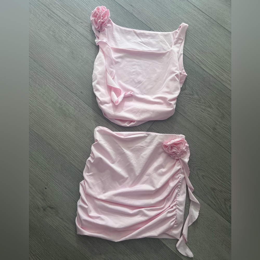 Soft Pink Rose Bud Top and Skirt SET, Size S